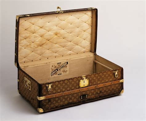 baúl louis vuitton